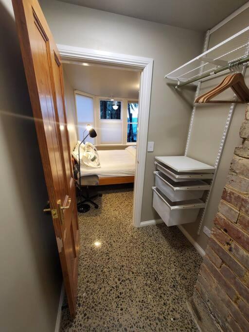 Koru Flat Apartment Dunedin Ngoại thất bức ảnh